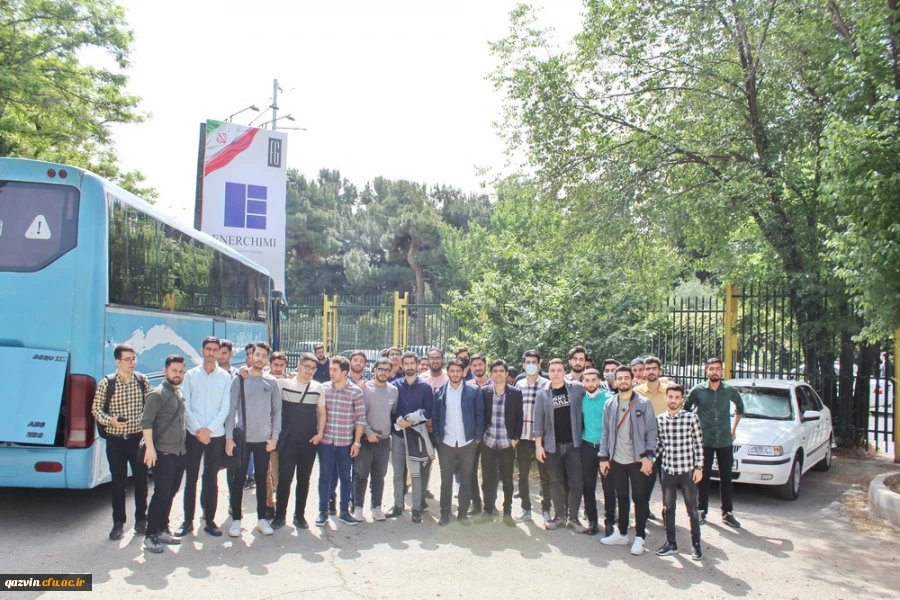 اردوی بازدید دانشجو معلمان از نمایشگاه کتاب تهران به روایت تصویر 2