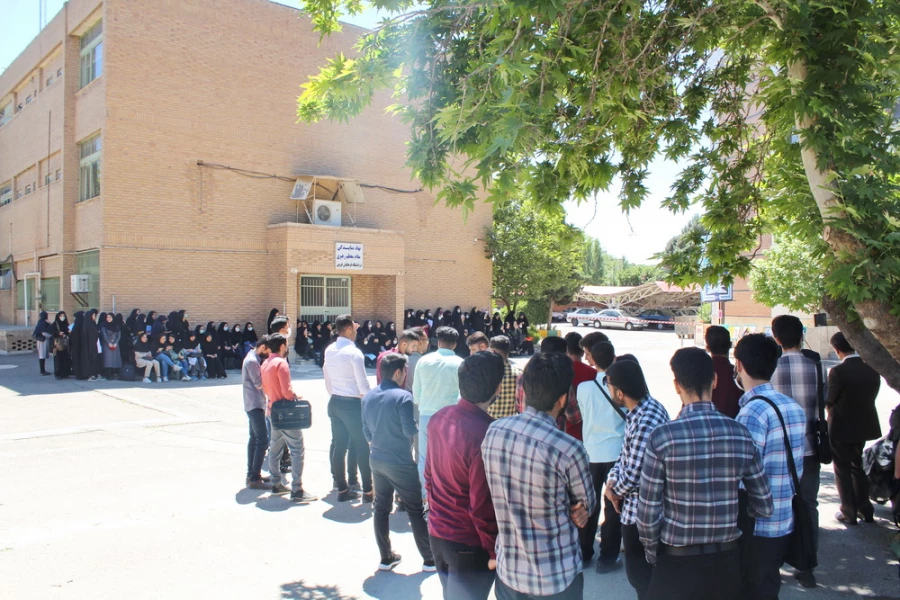 تریبون آزاد با موضوع ازدواج دانشجویی برگزار شد 12