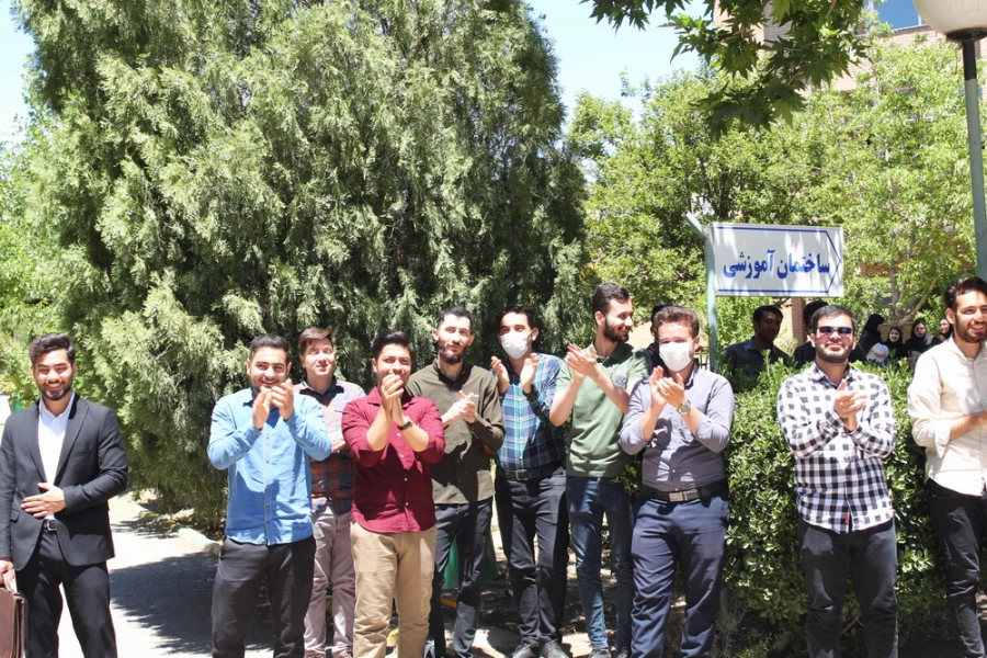 تریبون آزاد با موضوع ازدواج دانشجویی برگزار شد 14