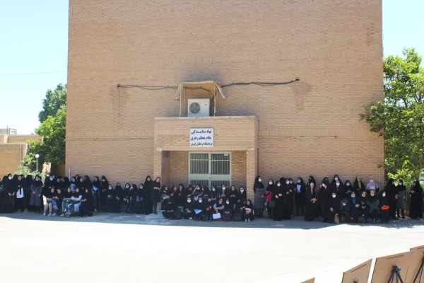 تریبون آزاد با موضوع ازدواج دانشجویی برگزار شد 19