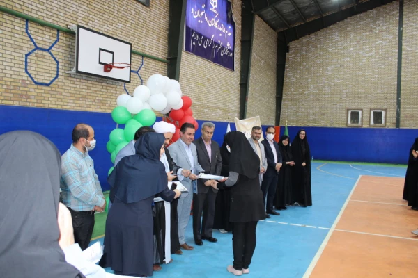 جشنواره ورزشی بهاره 1401 برگزار گردید 12