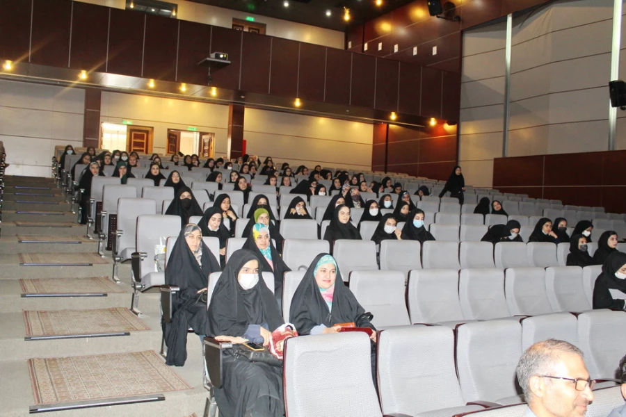 مراسم بزرگداشت ولادت حضرت معصومه (س) و روز دختر به روایت تصویر 2