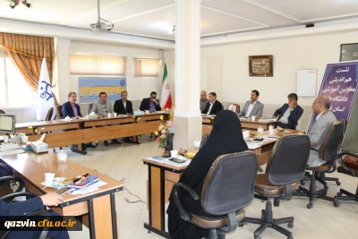 رییس بنیاد حفظ آثار و نشر ارزش های دفاع مقدس استان قزوین در دانشگاه فرهنگیان:

کلاس های دانشگاه ها ظرفیت عظیمی برای معرفی سوژه های دفاع مقدس است.