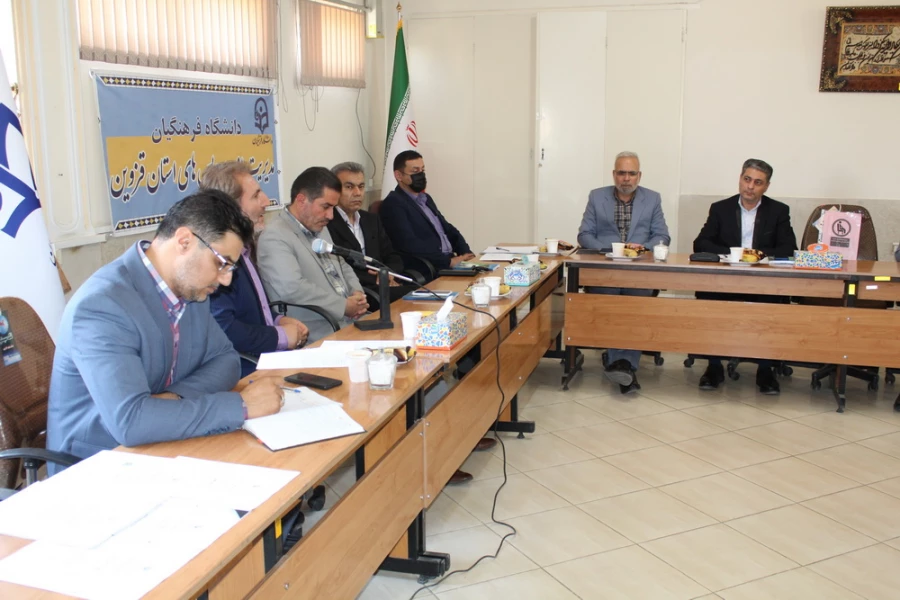 کلاس های دانشگاه ها ظرفیت عظیمی برای معرفی سوژه های دفاع مقدس است. 5