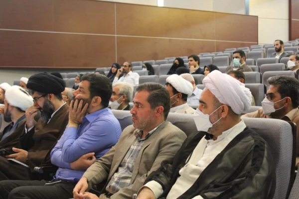 آیین افتتاحیه هشتمین دوره توانمندسازی و بهسازی استادان دروس تعلیم و تربیت اسلامی 6