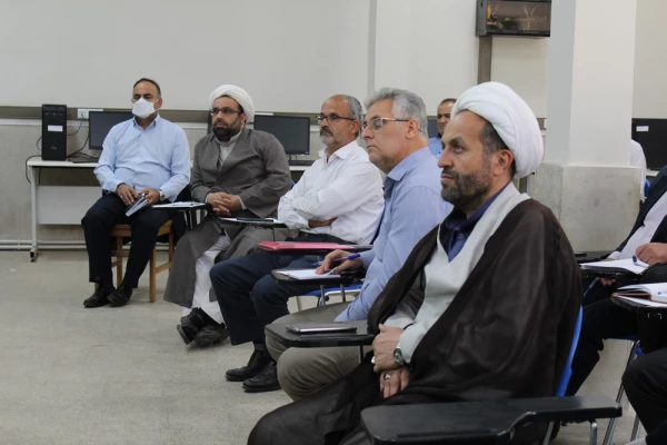 آیین افتتاحیه هشتمین دوره توانمندسازی و بهسازی استادان دروس تعلیم و تربیت اسلامی 14