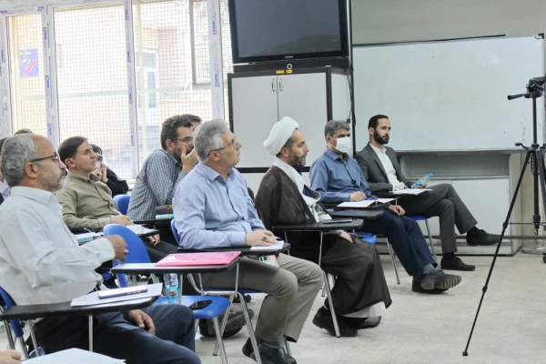 آیین افتتاحیه هشتمین دوره توانمندسازی و بهسازی استادان دروس تعلیم و تربیت اسلامی 15