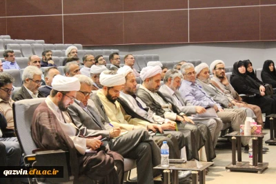 معاون آموزشی و تحصیلات تکمیلی دانشگاه فرهنگیان:

مدل ارایه دروس در دانشگاه فرهنگیان باید متحول کننده روح و جان دانشجومعلم باشد