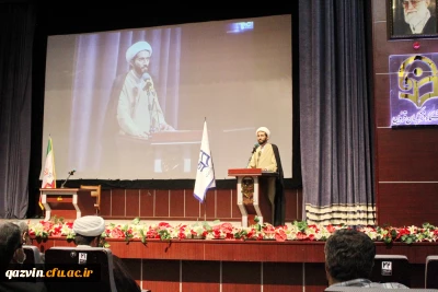 معاون وزیر و رئیس سازمان پژوهش و برنامه ریزی آموزشی در استان قزوین:

دروس تربیت اسلامی تزئینی نیست و باید معلم دین دار و شخصیت ساز پرورش دهد