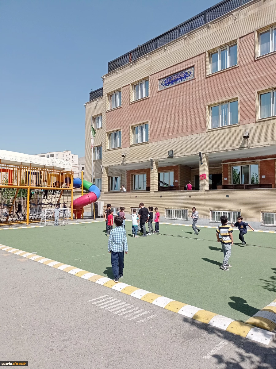 بازدید از مدرسه هوشمند سراج فرهیختگان تهران 6