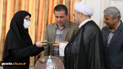 در استان قزوین صورت گرفت:

مراسم معارفه و تکریم سرپرست جدید و سابق پردیس شهیده بنت الهدی صدر 