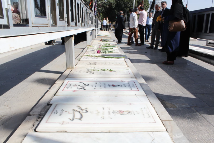 مراسم غبارروبی و تجدید میثاق با آرمان های شهدای والامقام عرصه دفاع مقدس 11