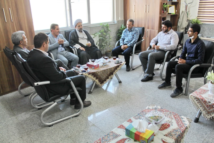 نقش معلمان در تربیت دینی، اخلاقی و فرهنگی شهروندان بی بدیل است 3