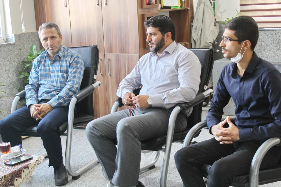 نقش معلمان در تربیت دینی، اخلاقی و فرهنگی شهروندان بی بدیل است 4