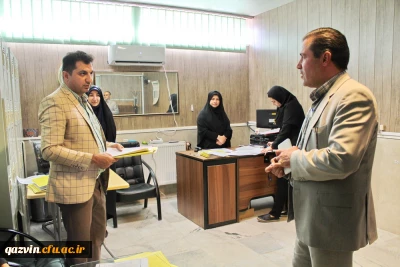 در استان قزوین صورت گرفت:

بازدید مدیر امور پردیس ها از روند ثبت نام پذیرفته شدگان کنکور 1401 به روایت تصویر