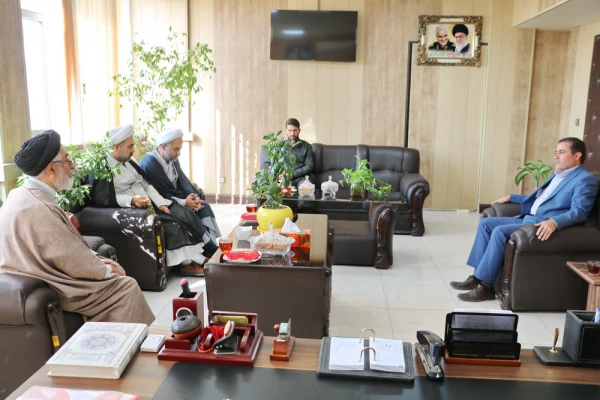 دیدار مدیر ستاد اقامه نماز استان با سرپرست امور پردیس ها 2