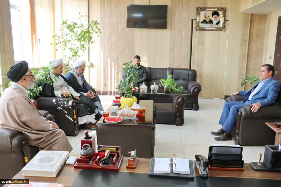 دیدار مدیر ستاد اقامه نماز استان با سرپرست امور پردیس ها 2