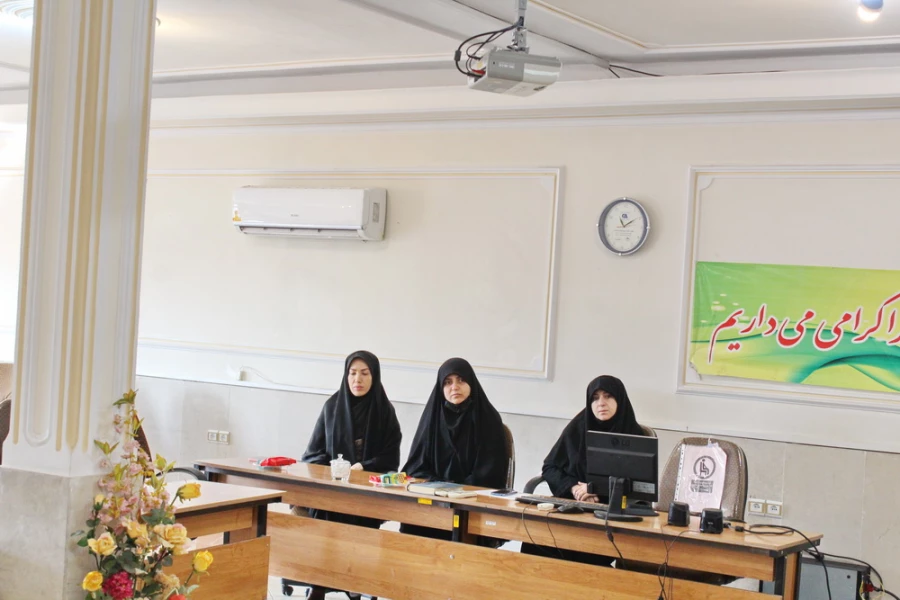 جلسه هم اندیشی هیات رئیسه دانشگاه فرهنگیان با مسئولان گزینش آموزش و پرورش کشور 7