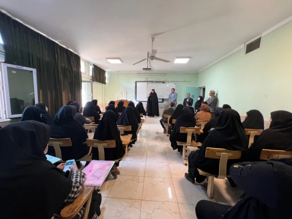 کیفیت خدمات رسانی سراهای دانشجویی دانشگاه فرهنگیان قزوین در مقایسه با سایر دانشگاه های استان مطلوب است 2