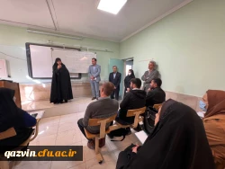 کیفیت خدمات رسانی سراهای دانشجویی دانشگاه فرهنگیان قزوین در مقایسه با سایر دانشگاه های استان مطلوب است 4