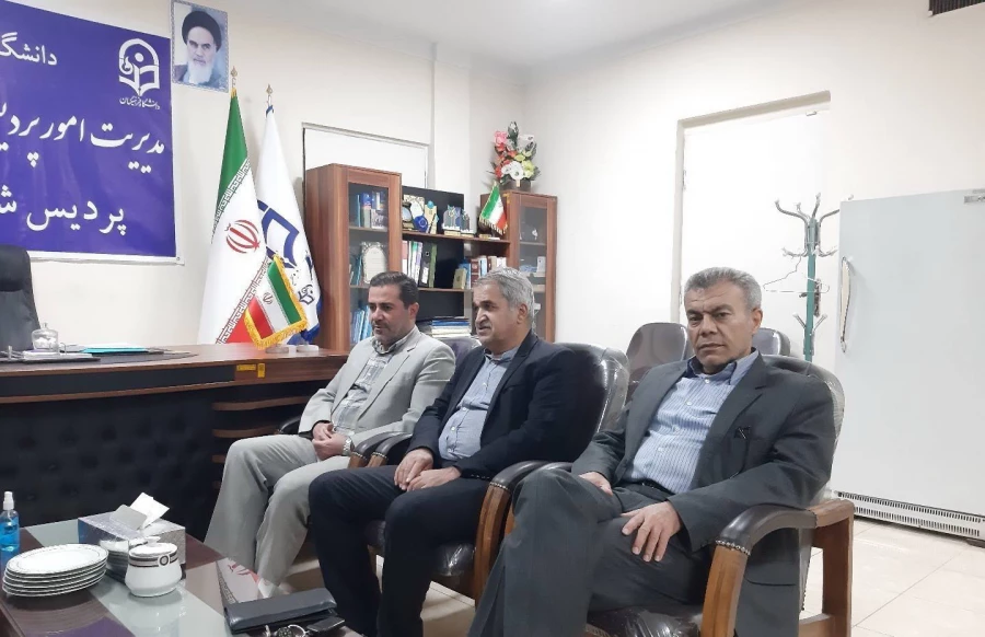 برگزاری جلسه مشورتی گروه مطالعاتی آموزش و تربیت در دانشگاه فرهنگیان 3