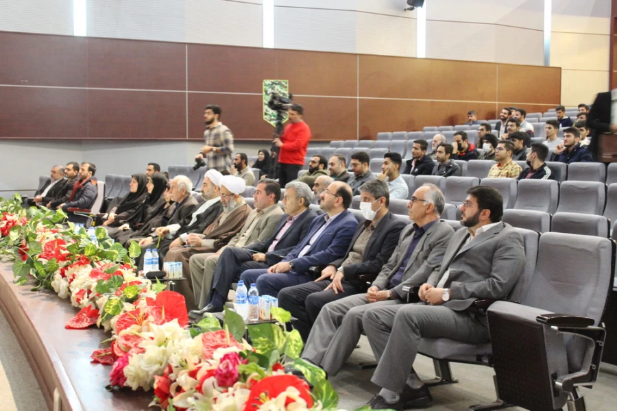 برگزاری آیین گرامیداشت هفته بسیج به همت بسیج دانشجویی 6