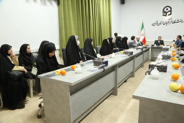 وظیفه خطیر دانشجومعلمان در تبیین چالش های اقتصادی و ایجاد فضای گفتمان سازی 4