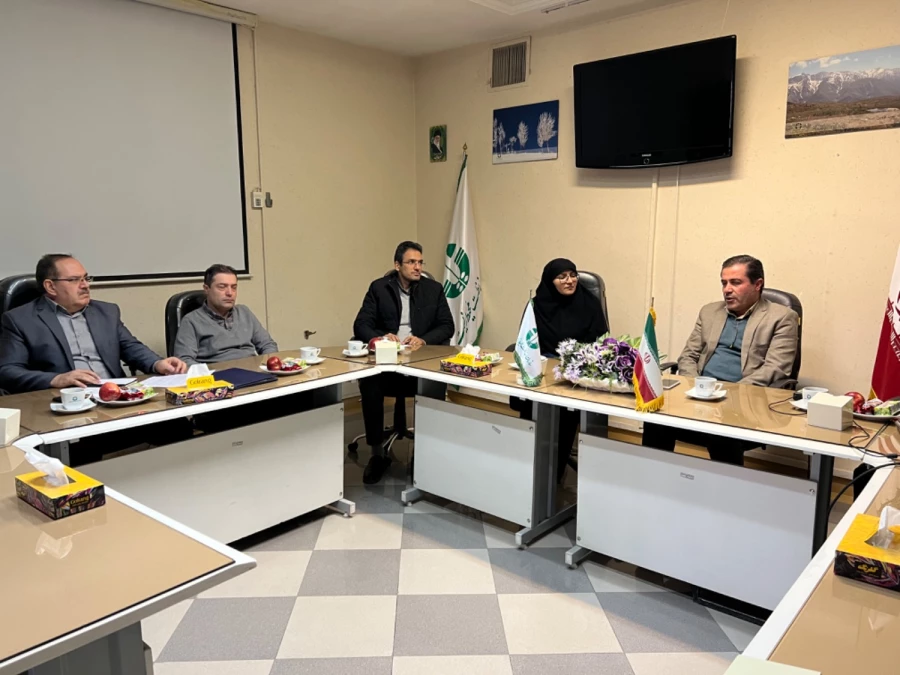 انعقاد تفاهم نامه مشترک بین دانشگاه فرهنگیان و سازمان حفاظت محیط زیست 8