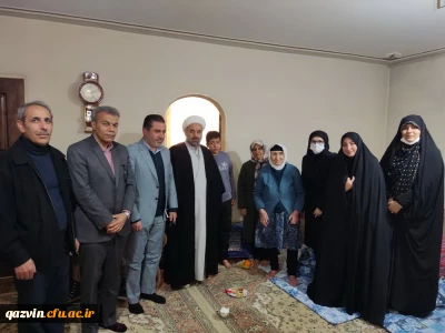 به مناسبت سالروز وفات حضرت ام البنین (س) در استان قزوین صورت گرفت:

تکریم مادران و همسران شهدا