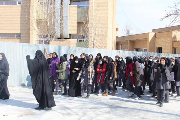 بازدید دانش آموزان استان از دانشگاه فرهنگیان 2