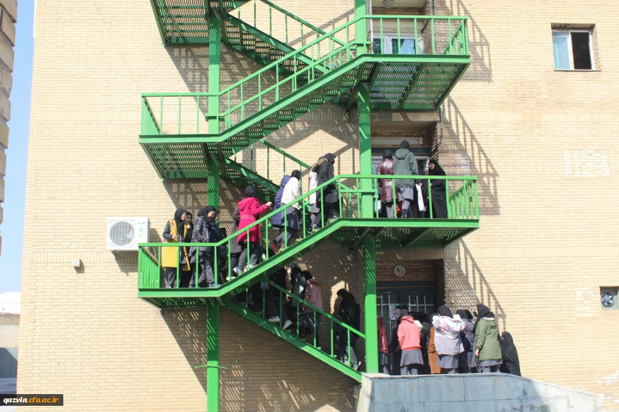 بازدید دانش آموزان استان از دانشگاه فرهنگیان 3