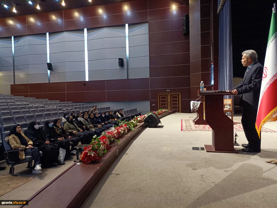 بازدید دانش آموزان استان از دانشگاه فرهنگیان 10