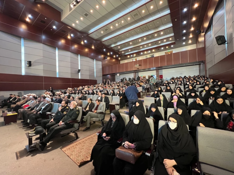 دانشگاه فرهنگیان مورد توجه نظام است 3