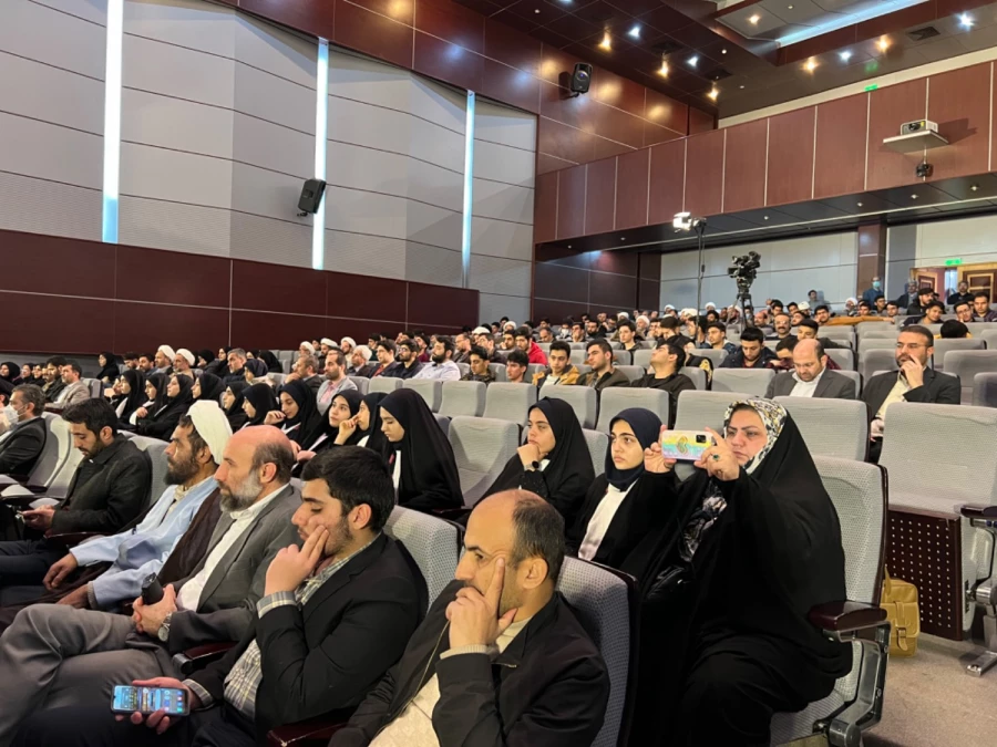 دانشگاه فرهنگیان مورد توجه نظام است 4