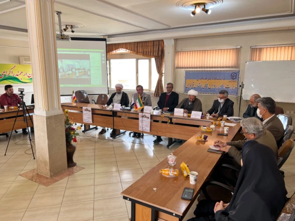 کرسی علمی ترویجی شاخصه های معلم تراز در اندیشه های مقام معظم رهبری 5