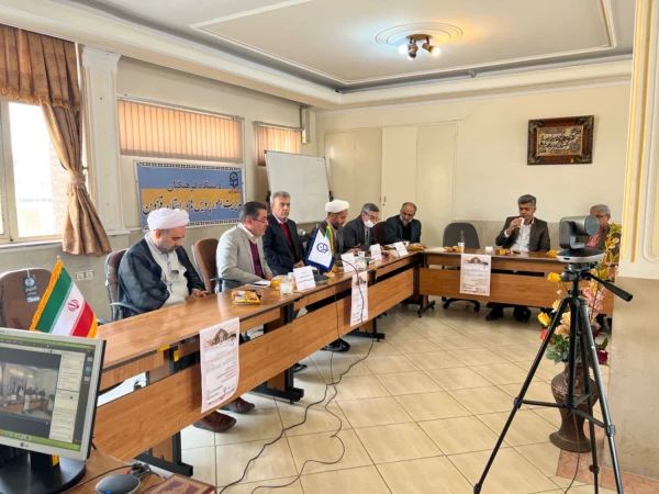 کرسی علمی ترویجی شاخصه های معلم تراز در اندیشه های مقام معظم رهبری 6