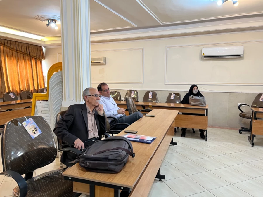 نشست صمیمی مدیر امور استانی و اعضای هیات علمی 6