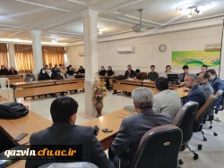 برگزاری جلسه هم اندیشی دانشجو معلمان با مدیران آموزش و پرورش ناحیه آبیک 4