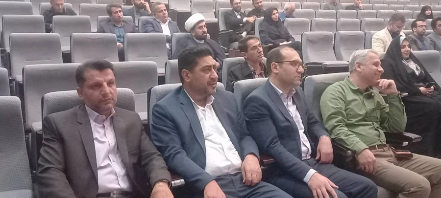 برگزاری آیین نکوداشت مقام معلمان در حوزه های دانشجویان، استادان و مجریان طرح کارورزی 8