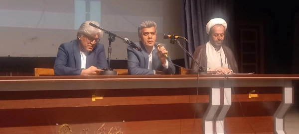 برگزاری آیین نکوداشت مقام معلمان در حوزه های دانشجویان، استادان و مجریان طرح کارورزی 10