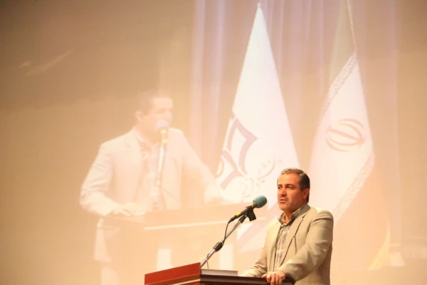 
دانشجومعلمان جهادی به دور از نگاه خبرنگاران تاریخ سازی می کنند
 2