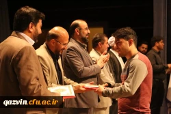 
دانشجومعلمان جهادی به دور از نگاه خبرنگاران تاریخ سازی می کنند
 9