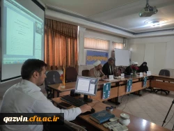 کرسی علمی ترویجی با عنوان ولایت مداری و ولایت پذیری در مکتب تربیتی شهید سلیمانی 2