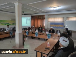 کرسی علمی ترویجی با عنوان ولایت مداری و ولایت پذیری در مکتب تربیتی شهید سلیمانی 4