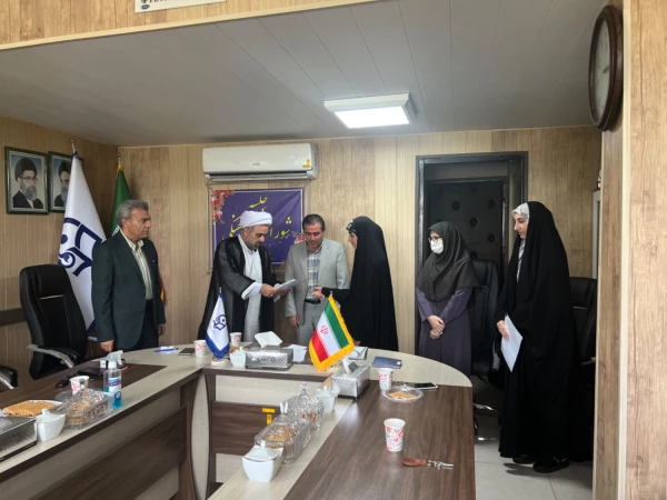 افتخار آفرینی دانشجو معلمان استان قزوین در سی و سومین جشنواره قرآن و عترت 6