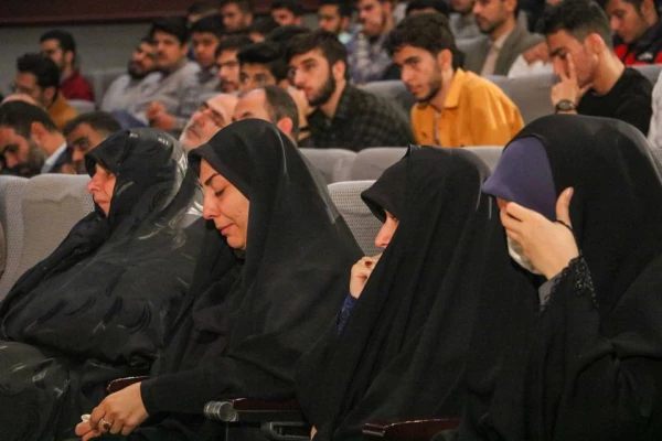 تشییع شهید خوشنام در دانشگاه فرهنگیان قزوین 7