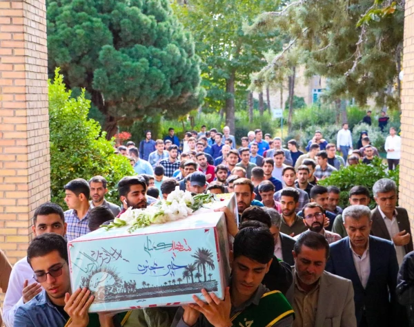 تشییع شهید خوشنام در دانشگاه فرهنگیان قزوین 14