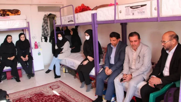 تاکید مقام معظم رهبری بر جذب معلمین از راه دانشگاه فرهنگیان است. 2