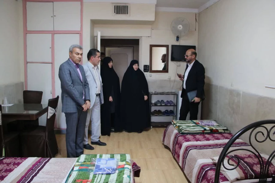 تاکید مقام معظم رهبری بر جذب معلمین از راه دانشگاه فرهنگیان است. 7