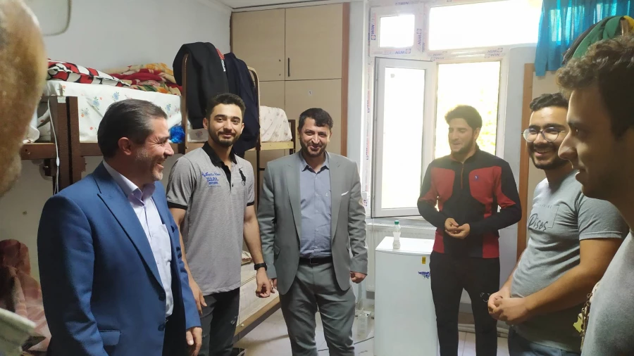 بازدید معاون دانشجویی و سرپرست مرکز بهسازی و منابع انسانی و تحصیلات تکمیلی دانشگاه فرهنگیان از استان قزوین 8